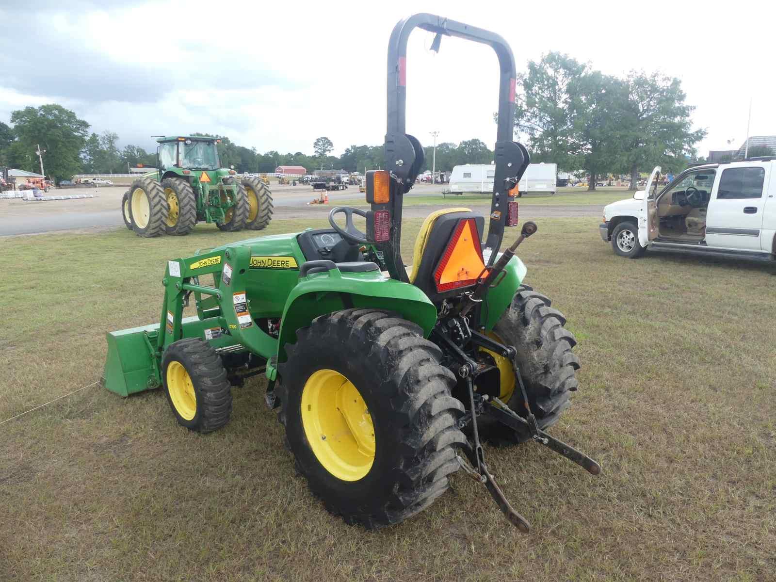 2017 John Deere 3032E Tractor, s/n 1LV3032EAHH112493: Rollbar, JD D160 Load