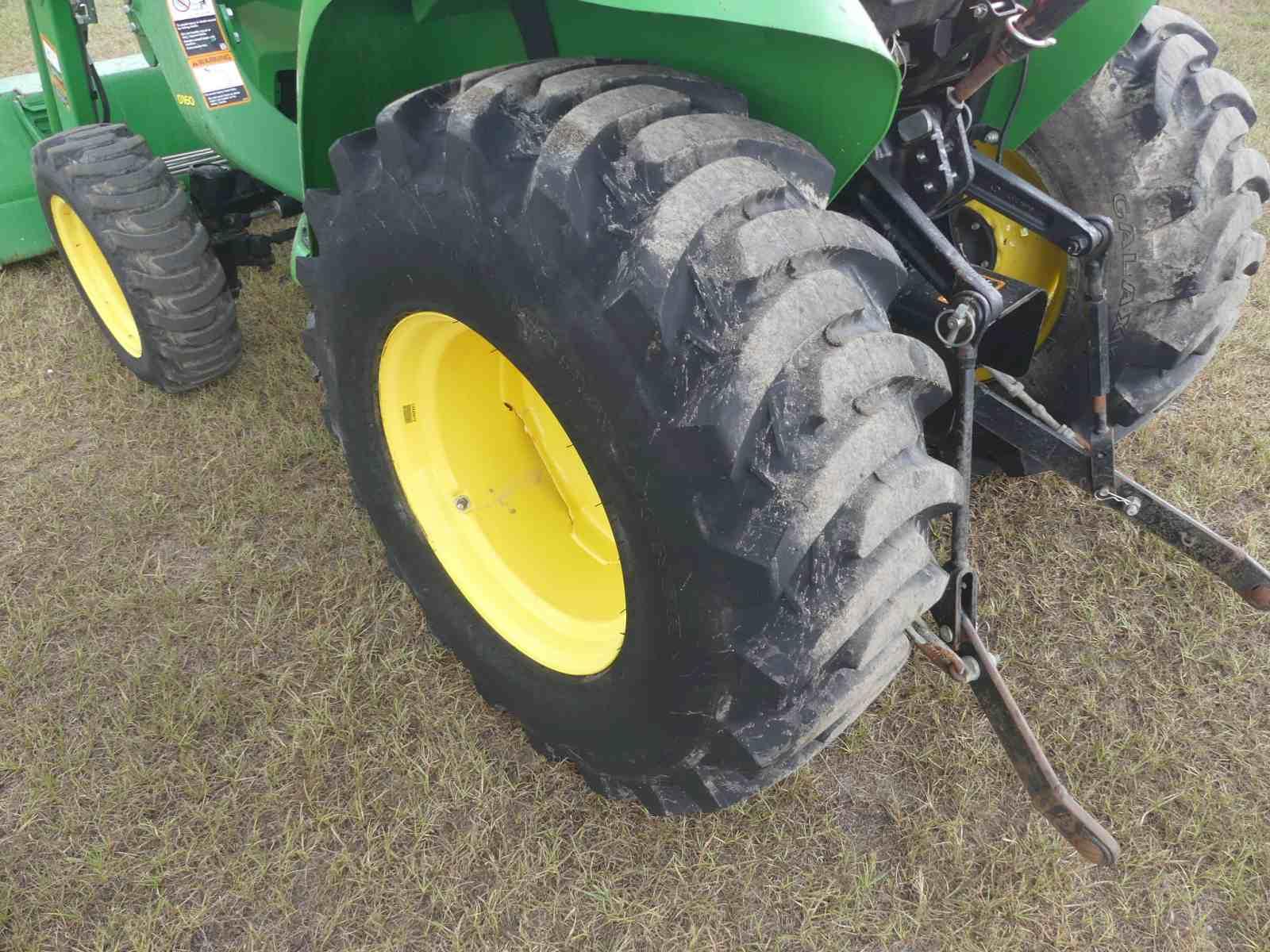 2017 John Deere 3032E Tractor, s/n 1LV3032EAHH112493: Rollbar, JD D160 Load