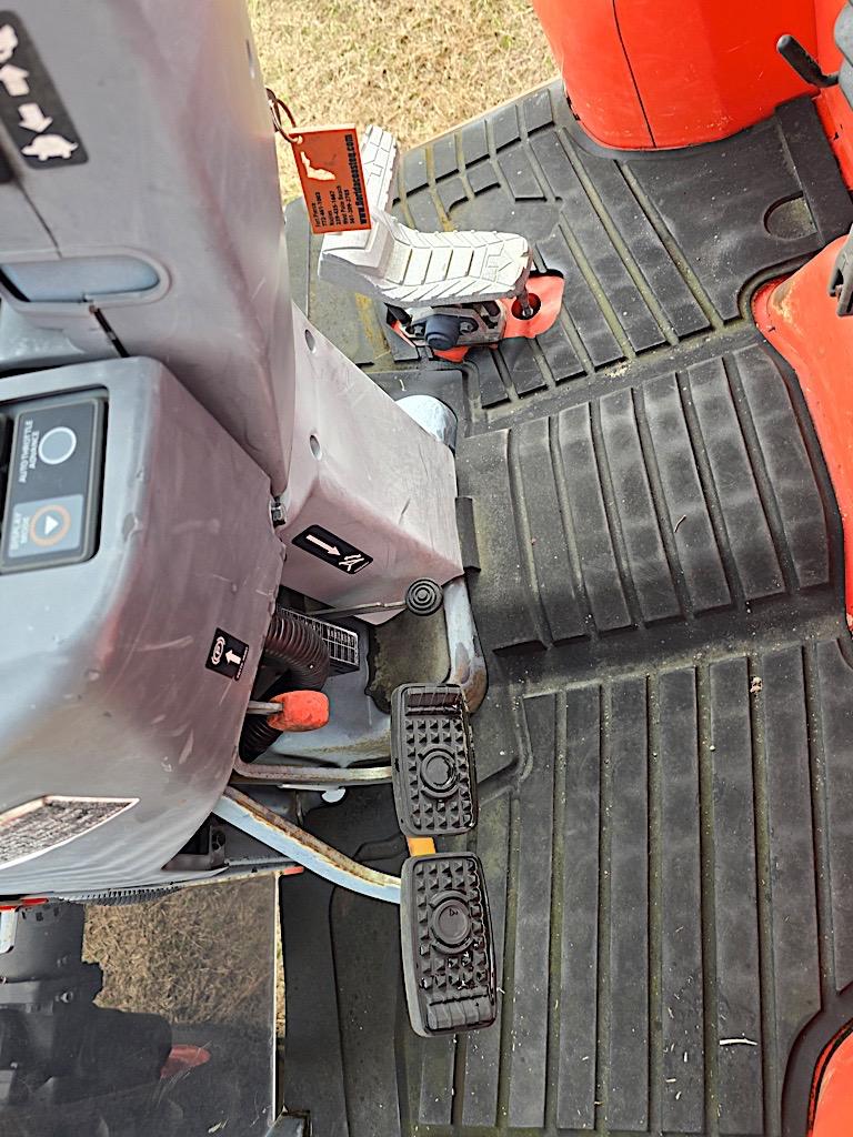 Kubota L4760HST 4WD Tractor, s/n 028722: 19 hrs