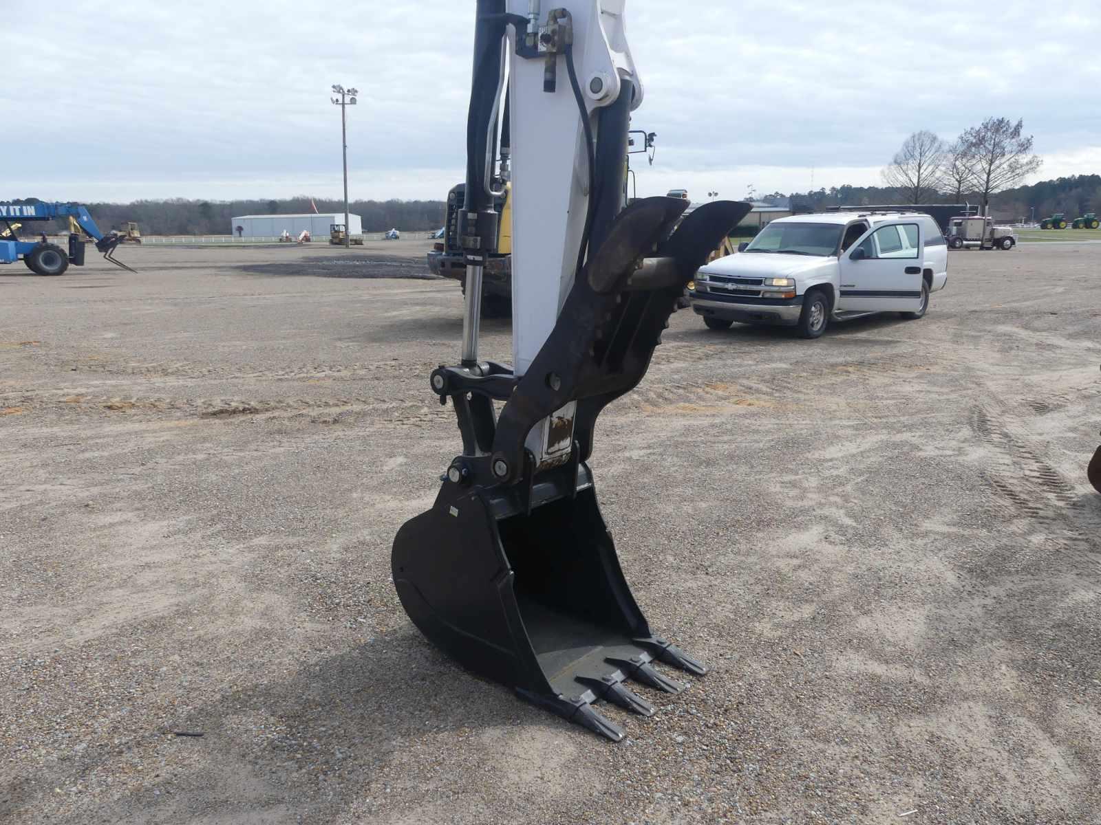 2021 Bobcat E88 Midi Excavator, s/n B4NM11124: C/A, Hyd. Thumb, Rubber Trac