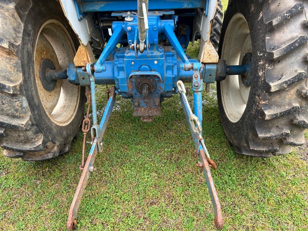 New Holland 1720 MFWD Tractor, s/n 39115: Canopy, PTO, 3PH, Meter Shows 201