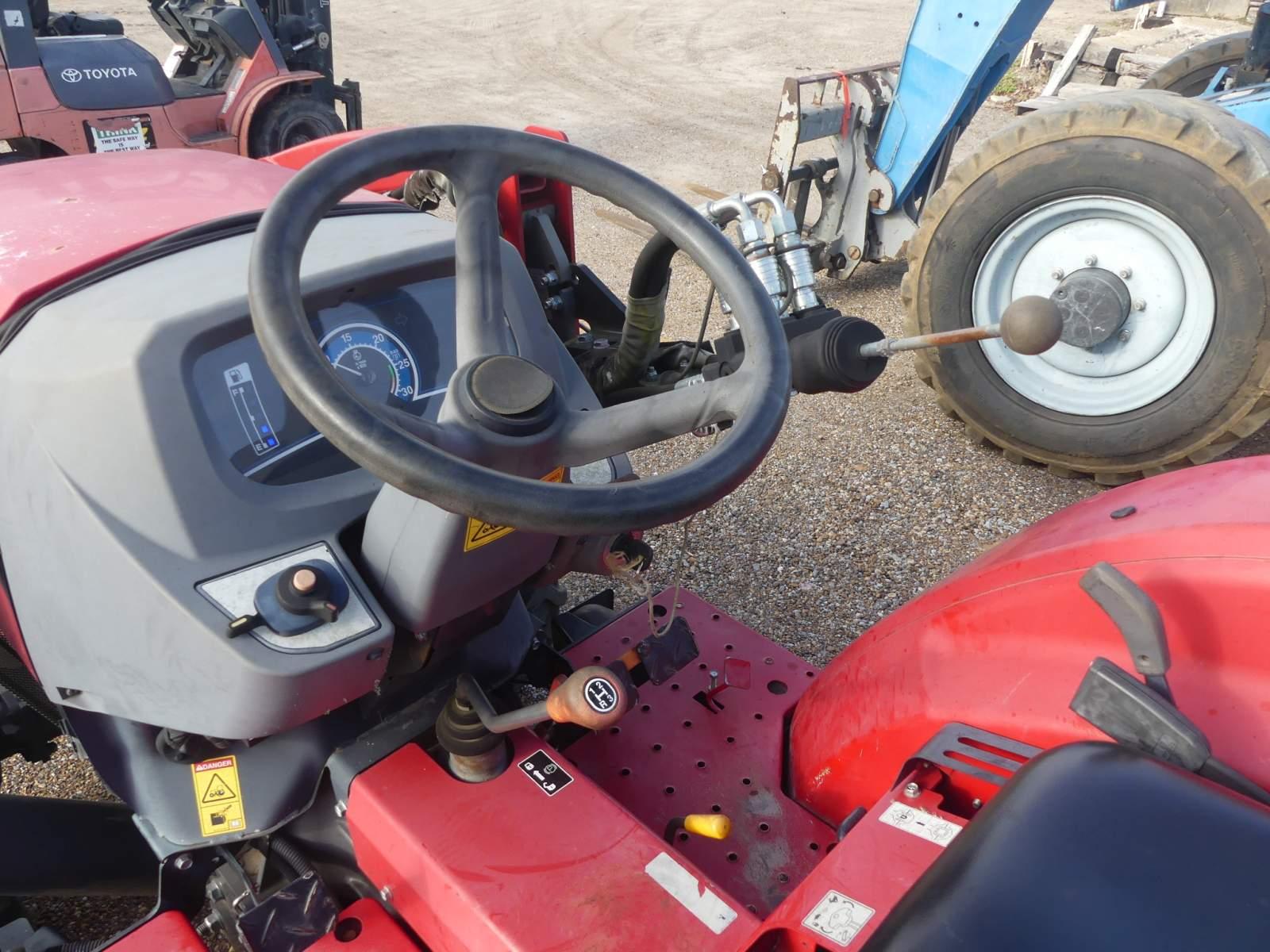Massey Ferguson 1739E MFWD Tractor, s/n DJL04205: Rollbar, L105E Loader w/