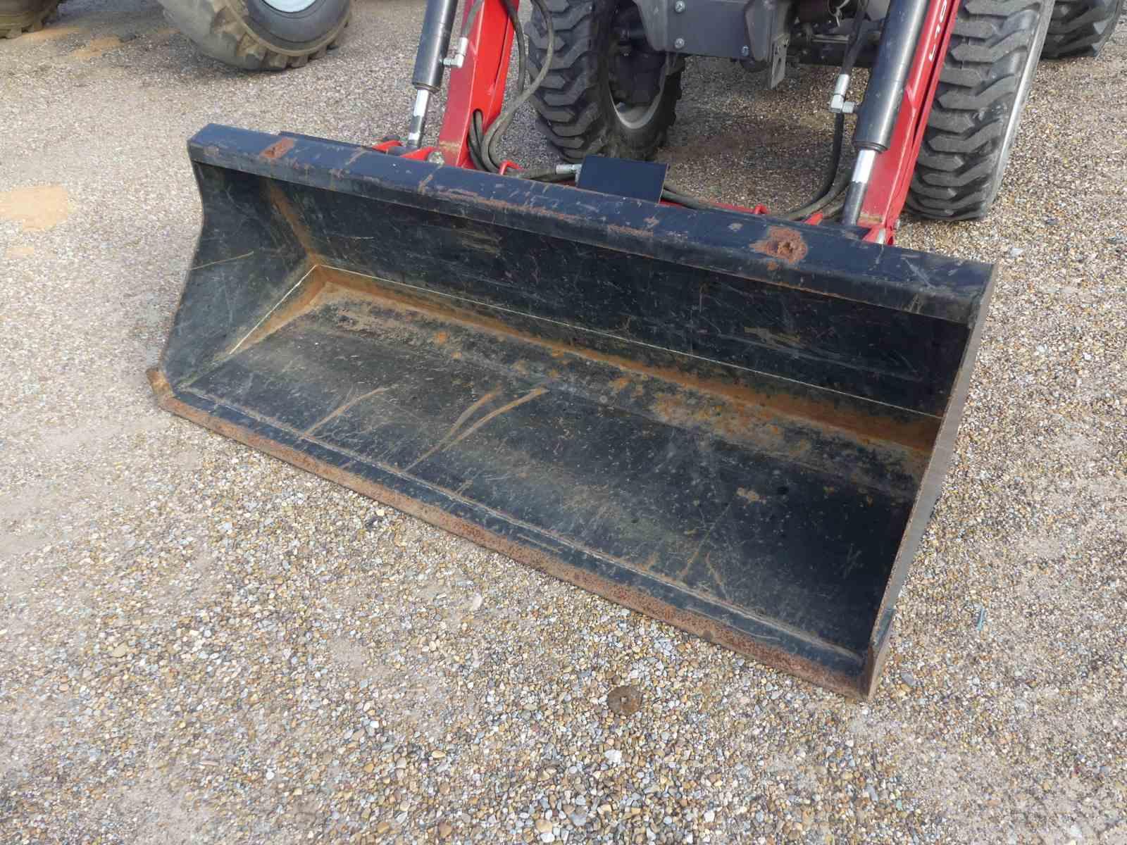 Massey Ferguson 1739E MFWD Tractor, s/n DJL04205: Rollbar, L105E Loader w/