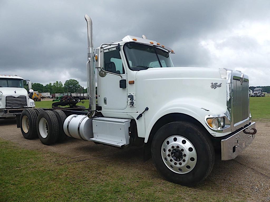 2016 International Eagle 9900i Truck Tractor, s/n 3HSDMAPR5GN152767: T/A, D