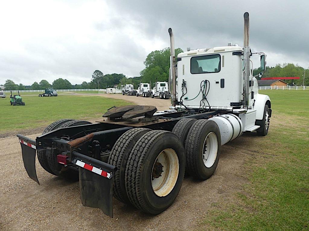 2016 International Eagle 9900i Truck Tractor, s/n 3HSDMAPR5GN152767: T/A, D