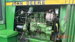 John Deere 4640 Tractor, s/n 006164R: Encl. Cab, 3PH Quick Connect, Rear Duals, 2wd