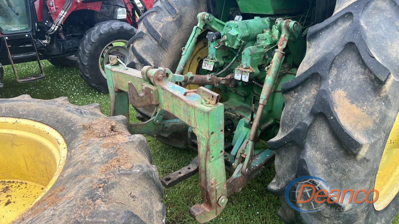 John Deere 4640 Tractor, s/n 006164R: Encl. Cab, 3PH Quick Connect, Rear Duals, 2wd