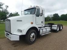 2015 Kenworth T800 Truck Tractor, s/n 1XKDDP9X4FJ449672: T/A, Day Cab, Pacc