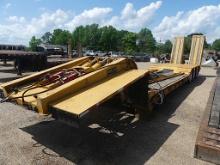 Phelan 34' Detach Trailer, s/n 40FH04233M3009472: 3-axle, 16' Well, 2' Dove