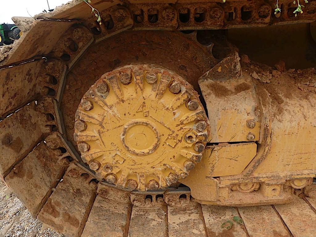 2017 Cat D4K2 LGP Dozer, s/n KR202425: C/A, Sweeps, Screens, 6-way Blade, 3