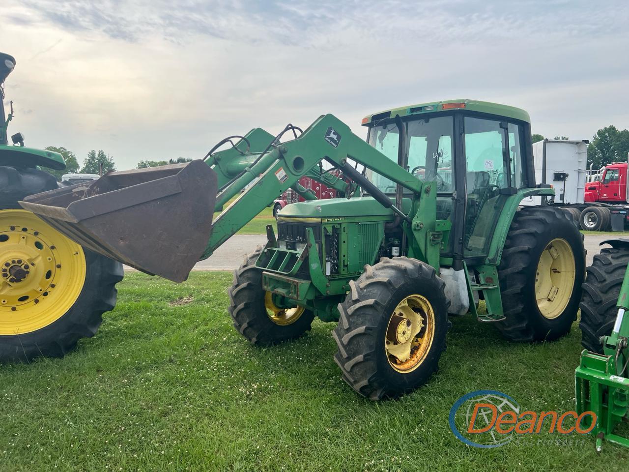 John Deere 6400 MFWD Tractor, s/n 170699: C/A, JD 640 Loader