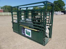 Unused 2025 Cattle Squeeze Chute