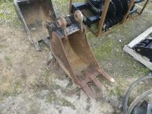 Lag 12" Bucket, s/n 32668-06