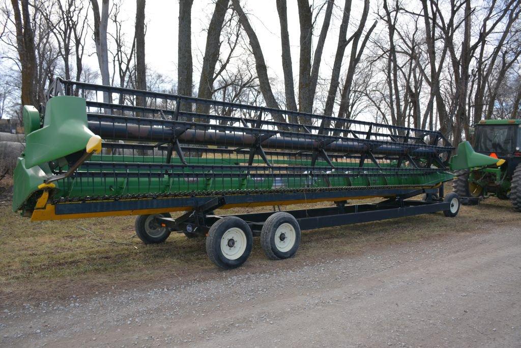 2002 John Deere 930f Platform; 30 Ft; Hydraulic Fore, Aft, Up, Down On Reel