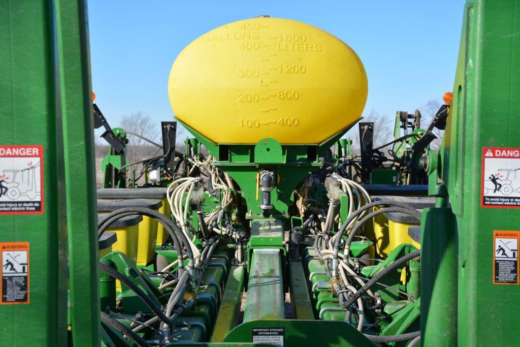 2010 John Deere 1770nt Planter; 16 Row 30 Inch; Max Emerge Xp Row Units; Fi
