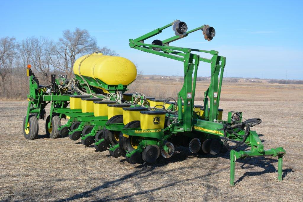 2010 John Deere 1770nt Planter; 16 Row 30 Inch; Max Emerge Xp Row Units; Fi