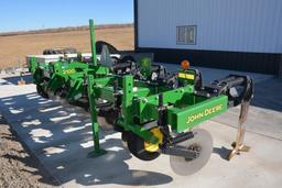 2013 - 2100 Inline Ripper, 17 Ft., 6 In. 7-shank Min. Till, Used Very Littl