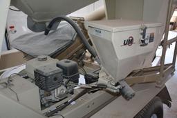 2012 Unverferth 2750 Bulk Seed Tender, 8 In. - 18 Ft. Conveyor, Honda Engin