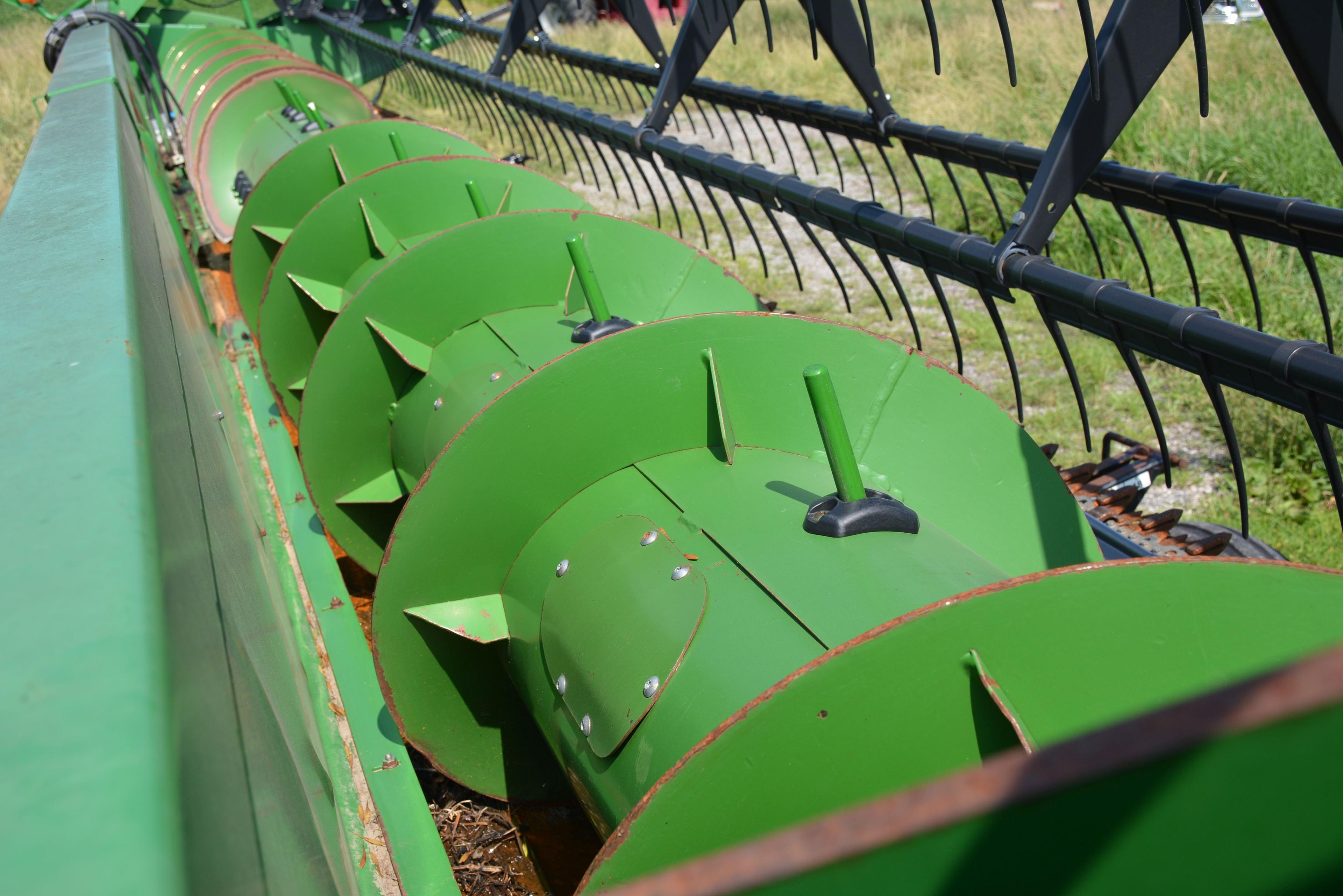 2004 John Deere 630f Hydra Flex, 30’, Poly Skid Plates, Full Width Poly Fin