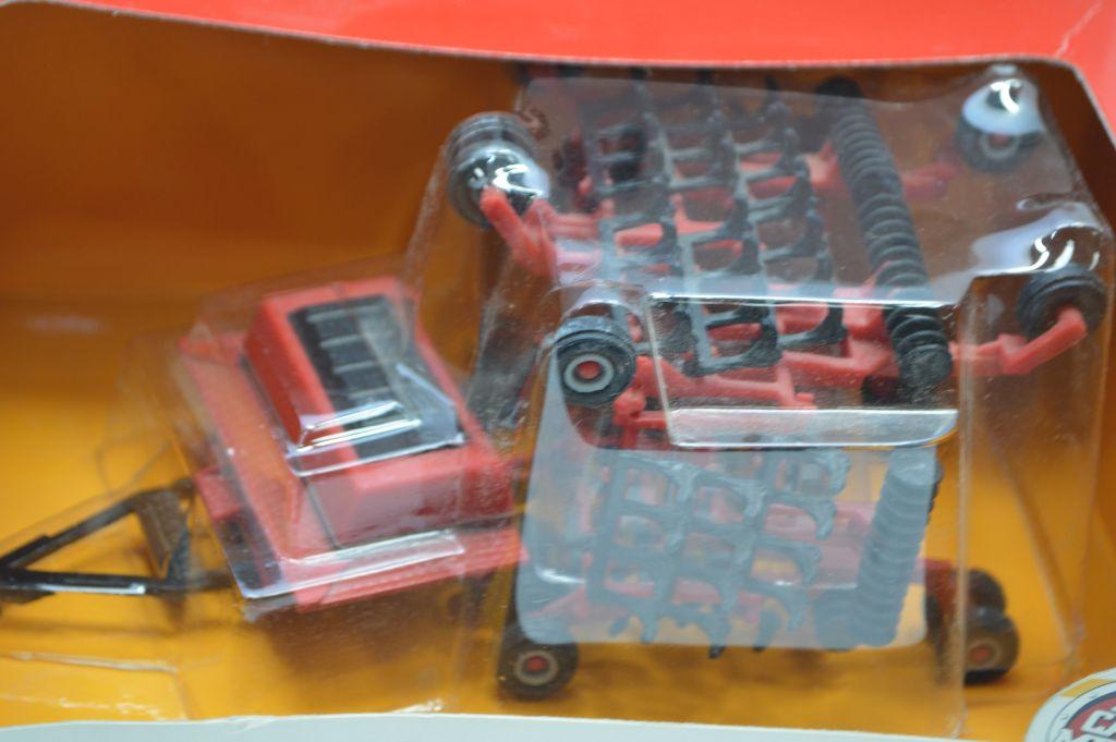 ERTL, Case IH 8500 Air Drill, 1/64 Scale Die Cast, Stock # 444, S/N: 3587G,