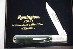 Remington 2000 Millenium Collectible Bullet Knife with mother of pearl, R1630, Lockback, green bone,