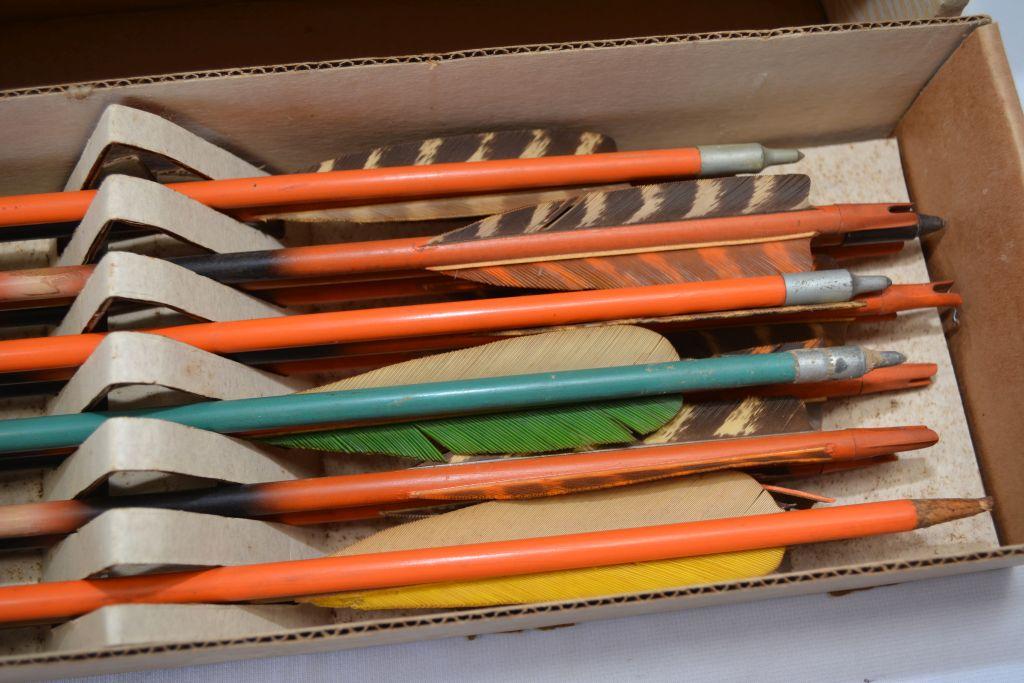 Ben Pearson Catalog No. 214-786 Vintage Hunting Arrows x 14; In Original Box