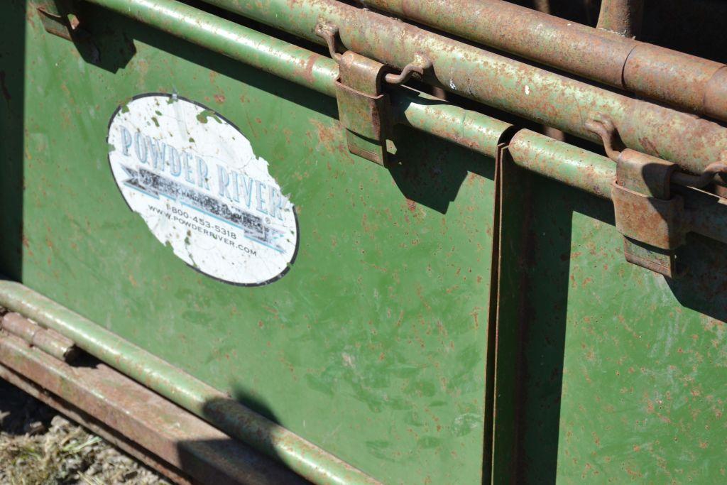 Powder River Catch Chute, Good Floor, Good Paint