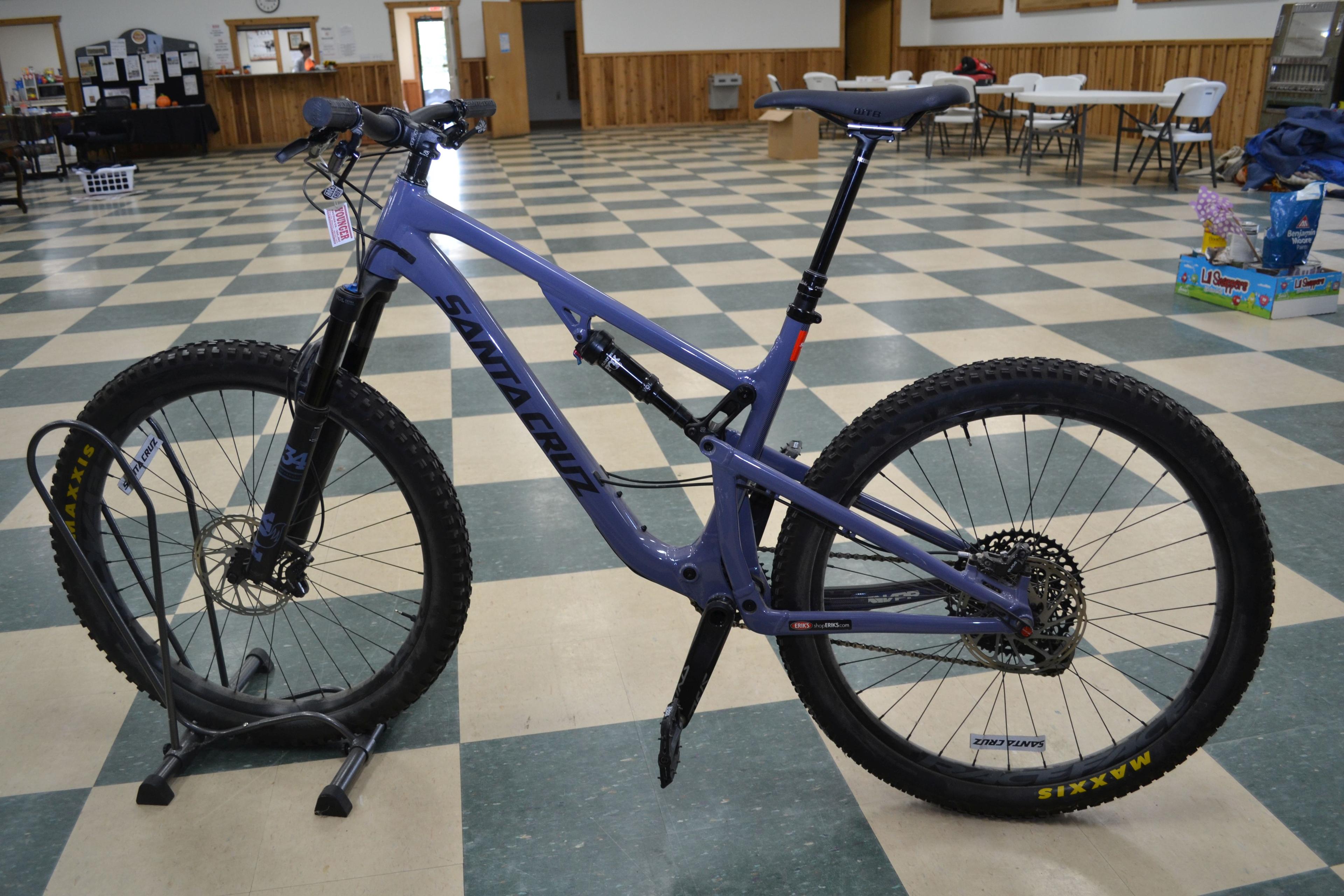 Santa Cruz Model 5010 12-Speed Trail Bike w/Fox 34 Performance Front Shocks and Fox DPS Dual-Piston