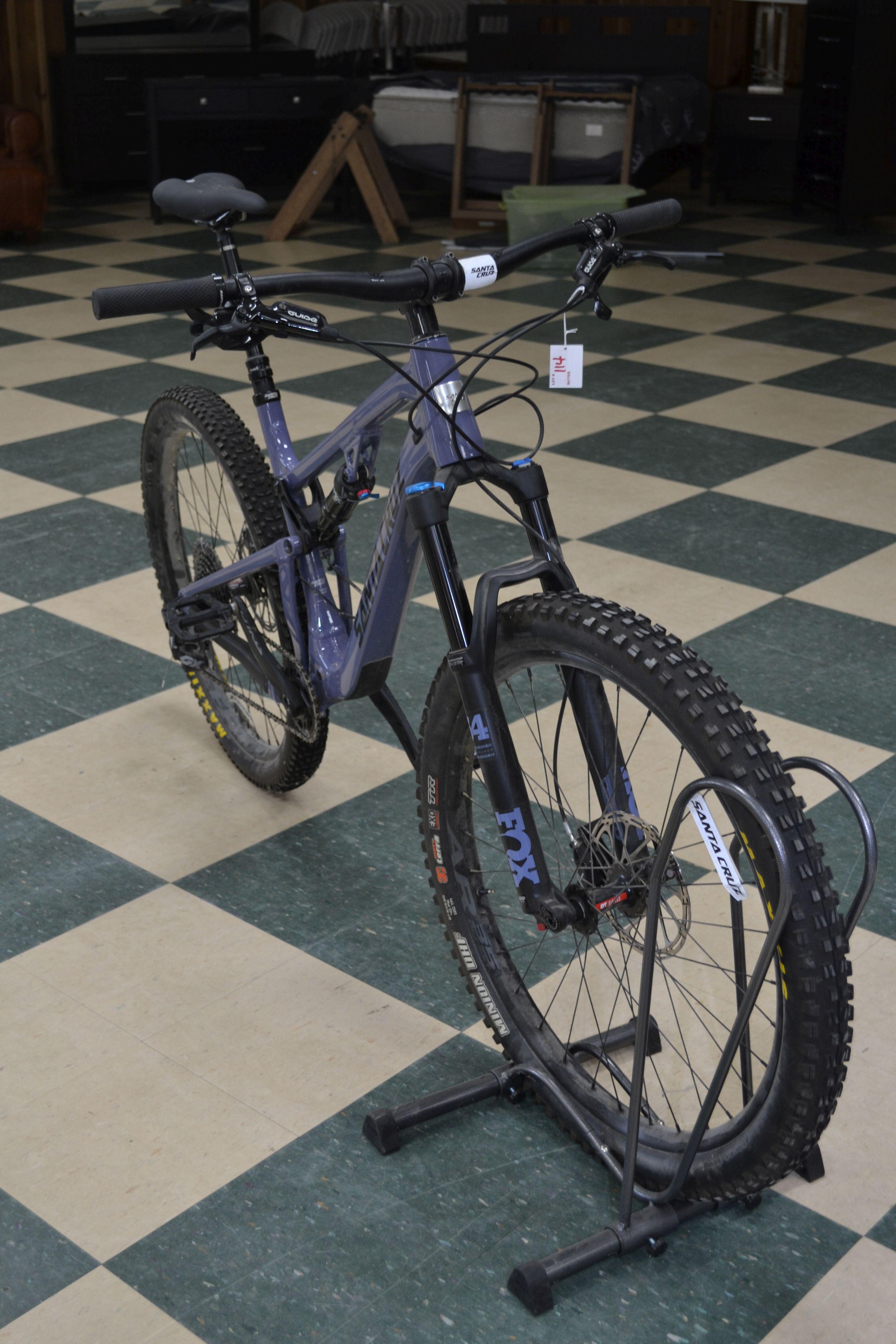 Santa Cruz Model 5010 12-Speed Trail Bike w/Fox 34 Performance Front Shocks and Fox DPS Dual-Piston