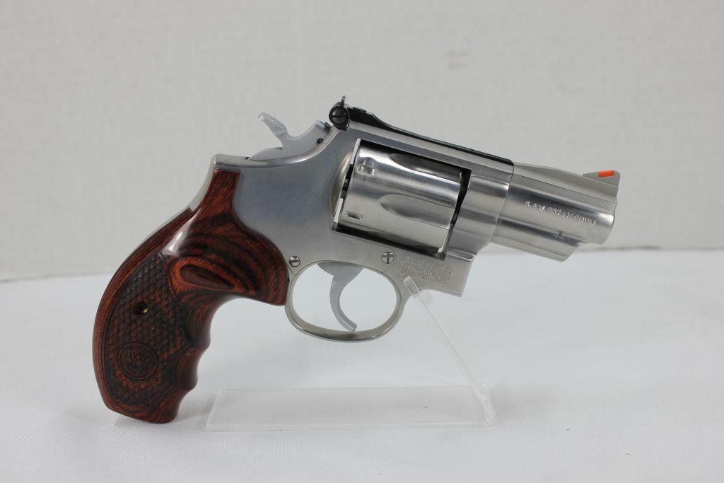 Smith & Wesson Model 66-3 .357 Cal Double Action Revolver; 2-1/2" BBL; Wood Grips w/Original Box and