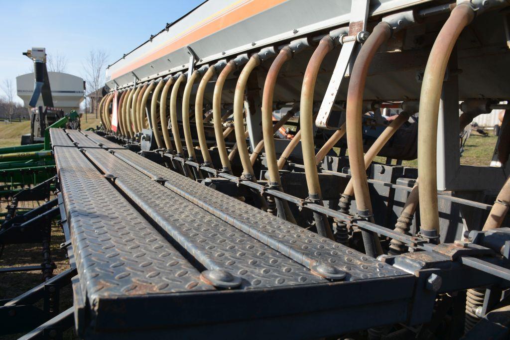 Crust Buster 3400 Drill, Excellent Condition, 15', Shaft Track, Pull Type, Good Tires, Manual, Small