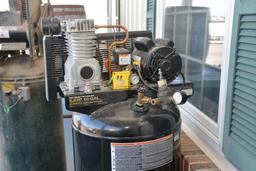 Craftsman 6.5hp Stand Up Air Compressor, 60Gal, LIKE NEW, 220v