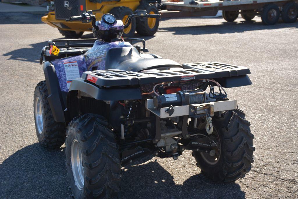 2004 Polaris Sportsman 4x4, 142.7 Hours, 1624 Miles, Indecent Rear Suspension, Rear Winch, Front and