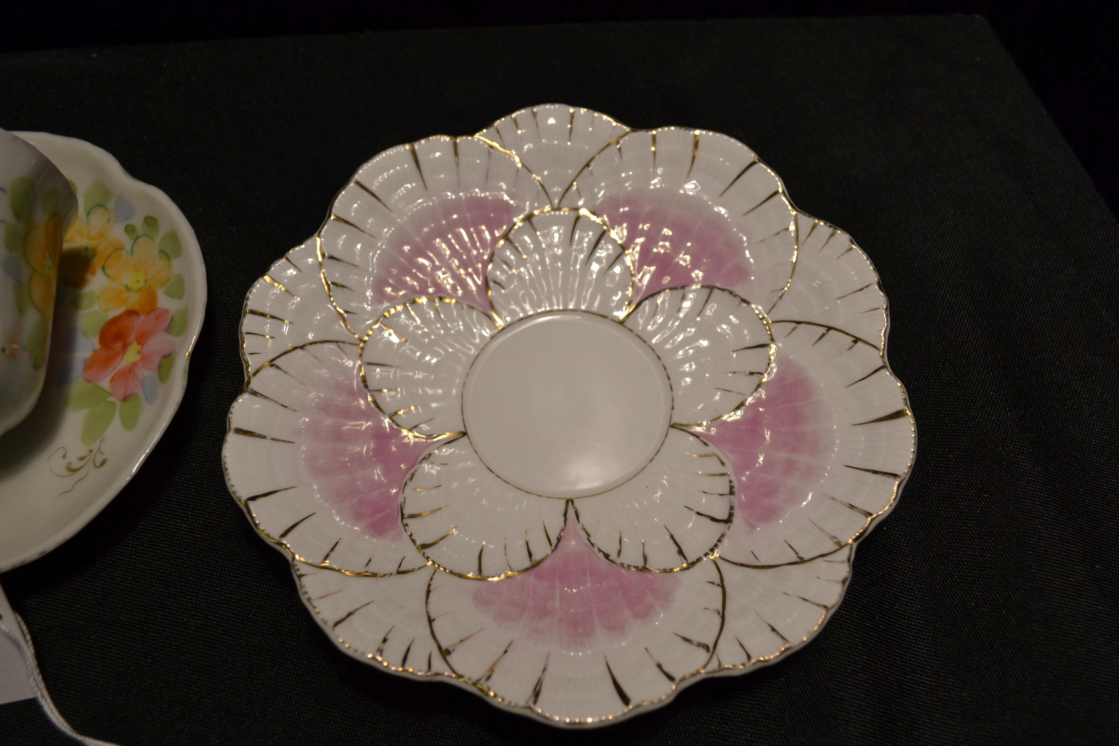 Decorative Flower Petal Cup and Saucer w/Gold Gilding and Decorative Flower Pattern Cup and Sauce