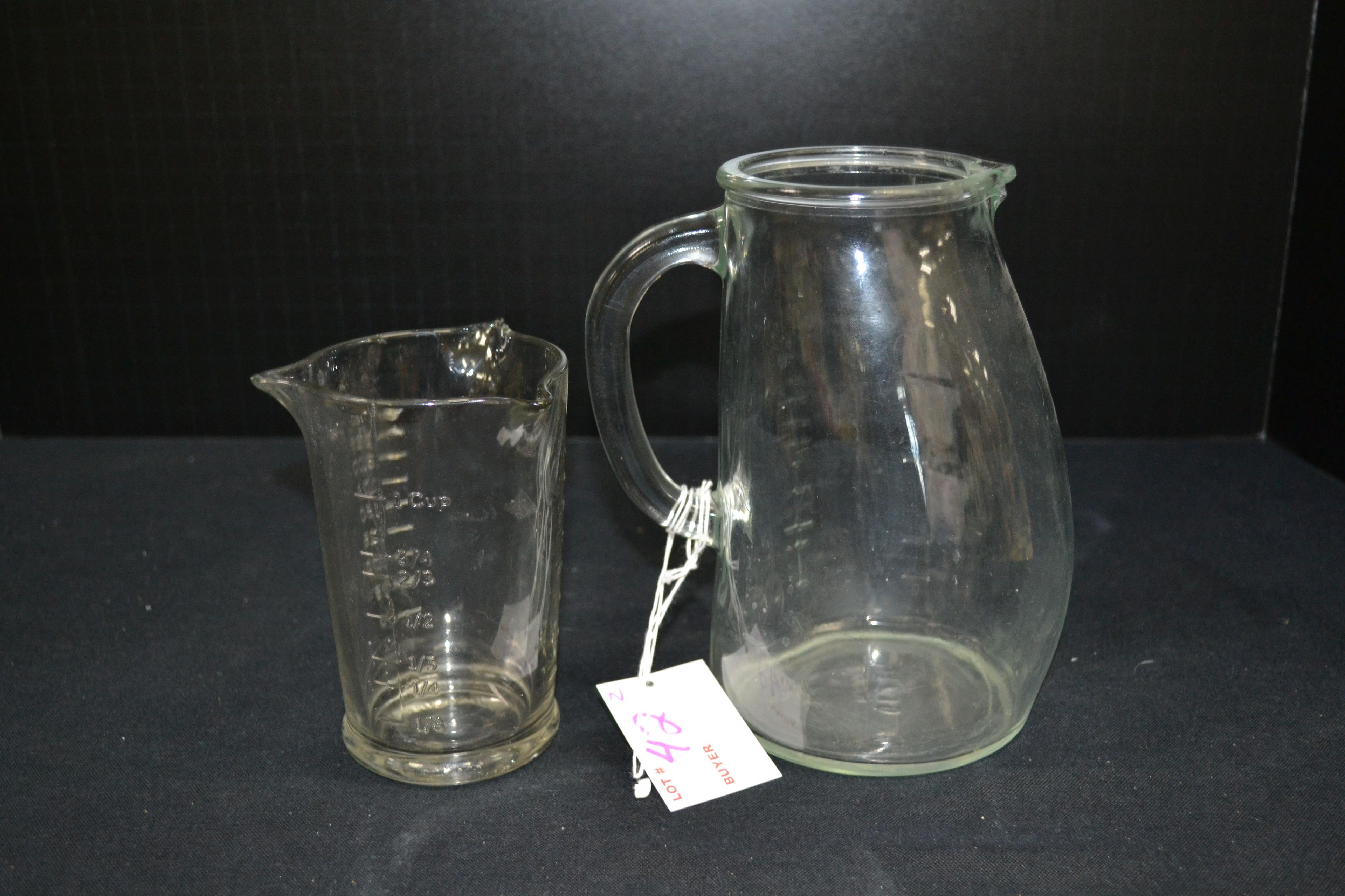 1950s Glassco Pot-Belly Quart Measuring Pitcher and Vintage Anchor Hocking Glass Measuring Beaker