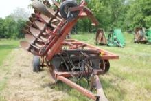 Sunflower 1321 12' Offset Plowing Disk, New Blades and Bearings Less Then 1000 Acres Ago