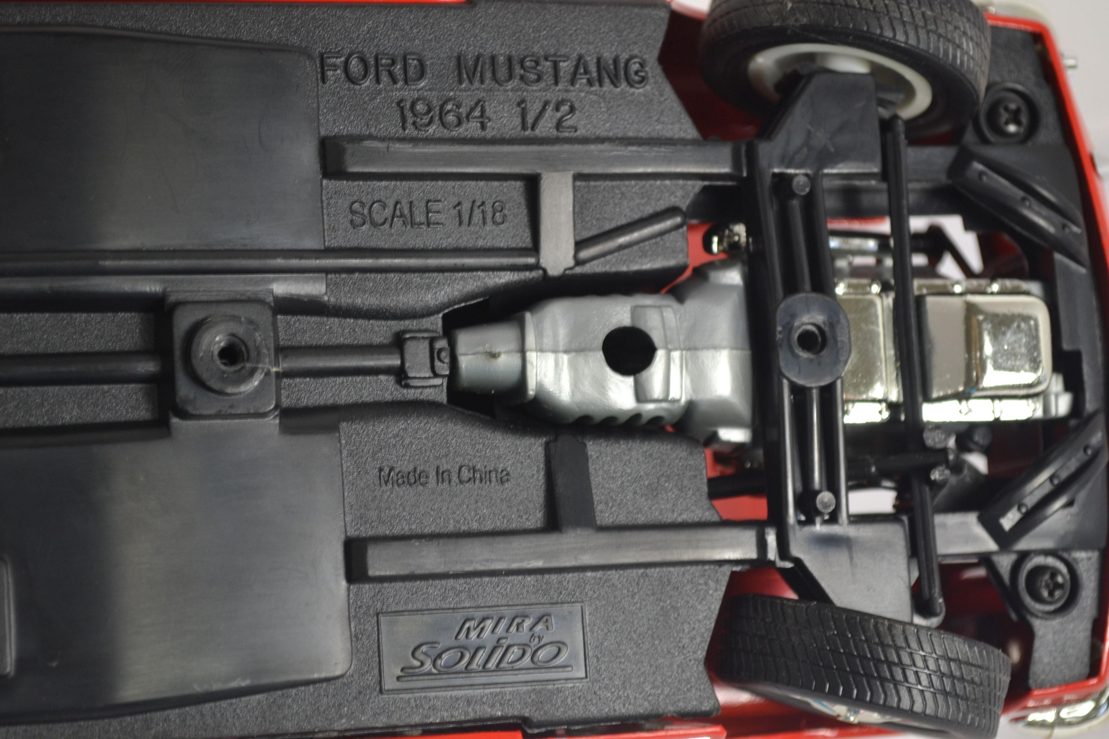 Solido 1/18 Scale 1964-1/2 Ford Mustang