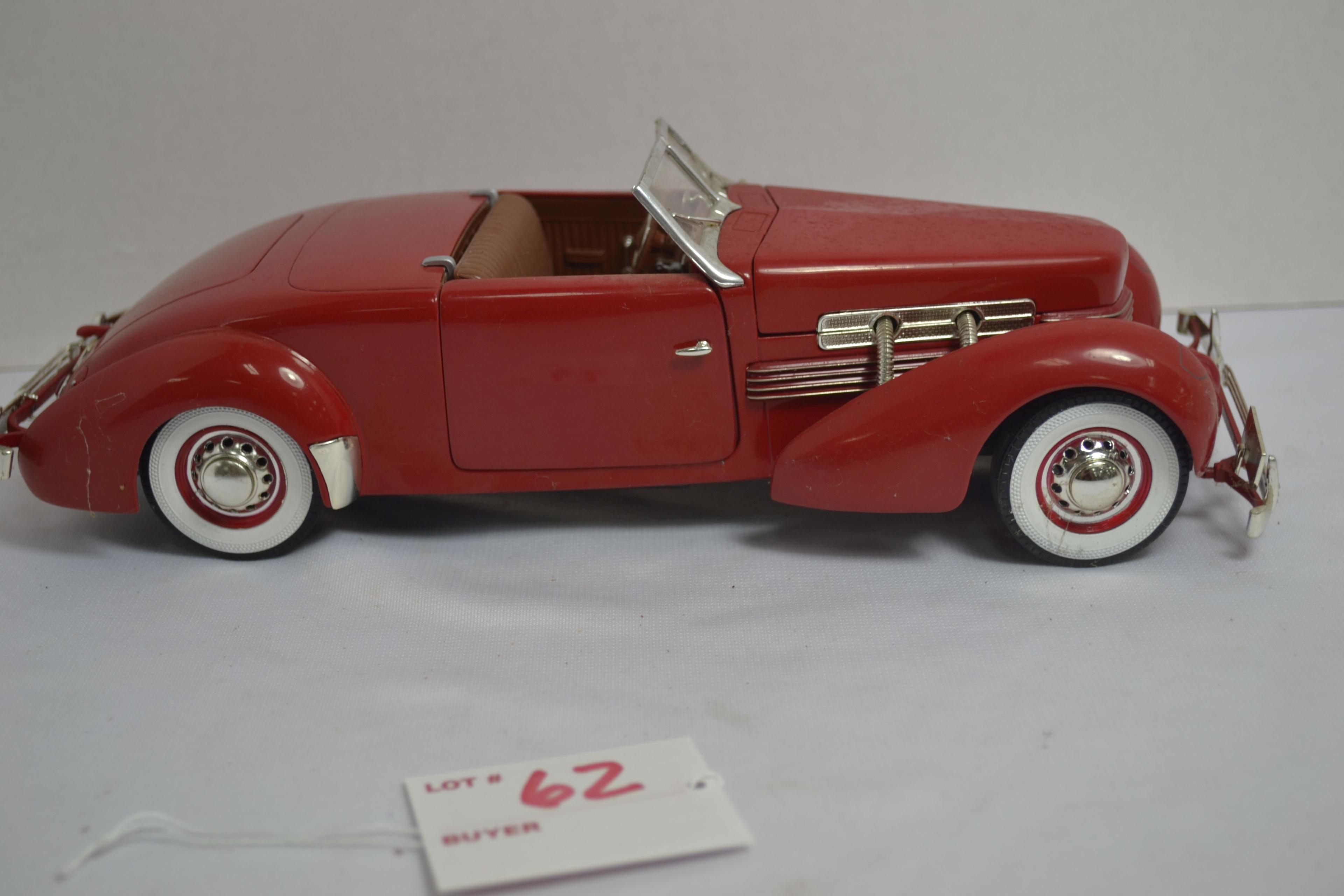 Ertl 1/18 Scale 1937 Cord 812; Loose Bumper