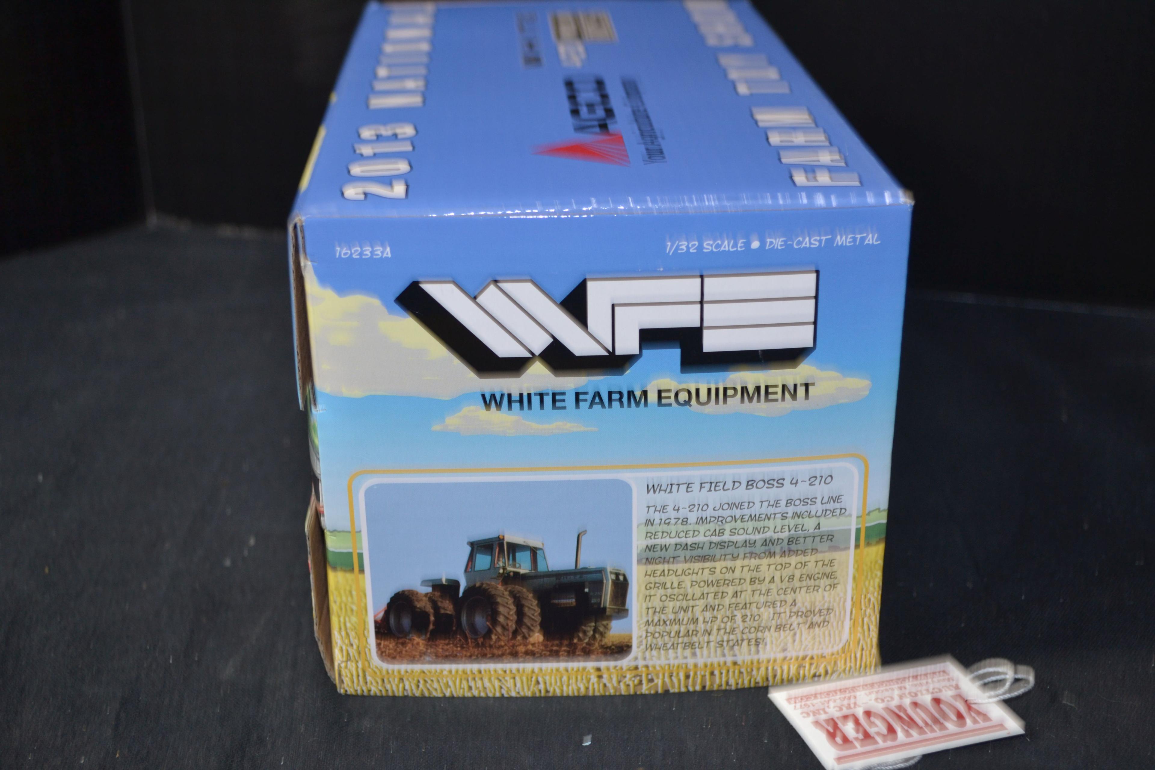 Ertl 2013 National Farm Toy Show Agco White 4-21 Field Boss 4WD Evolution Series I; 1/32 Scale; NIB