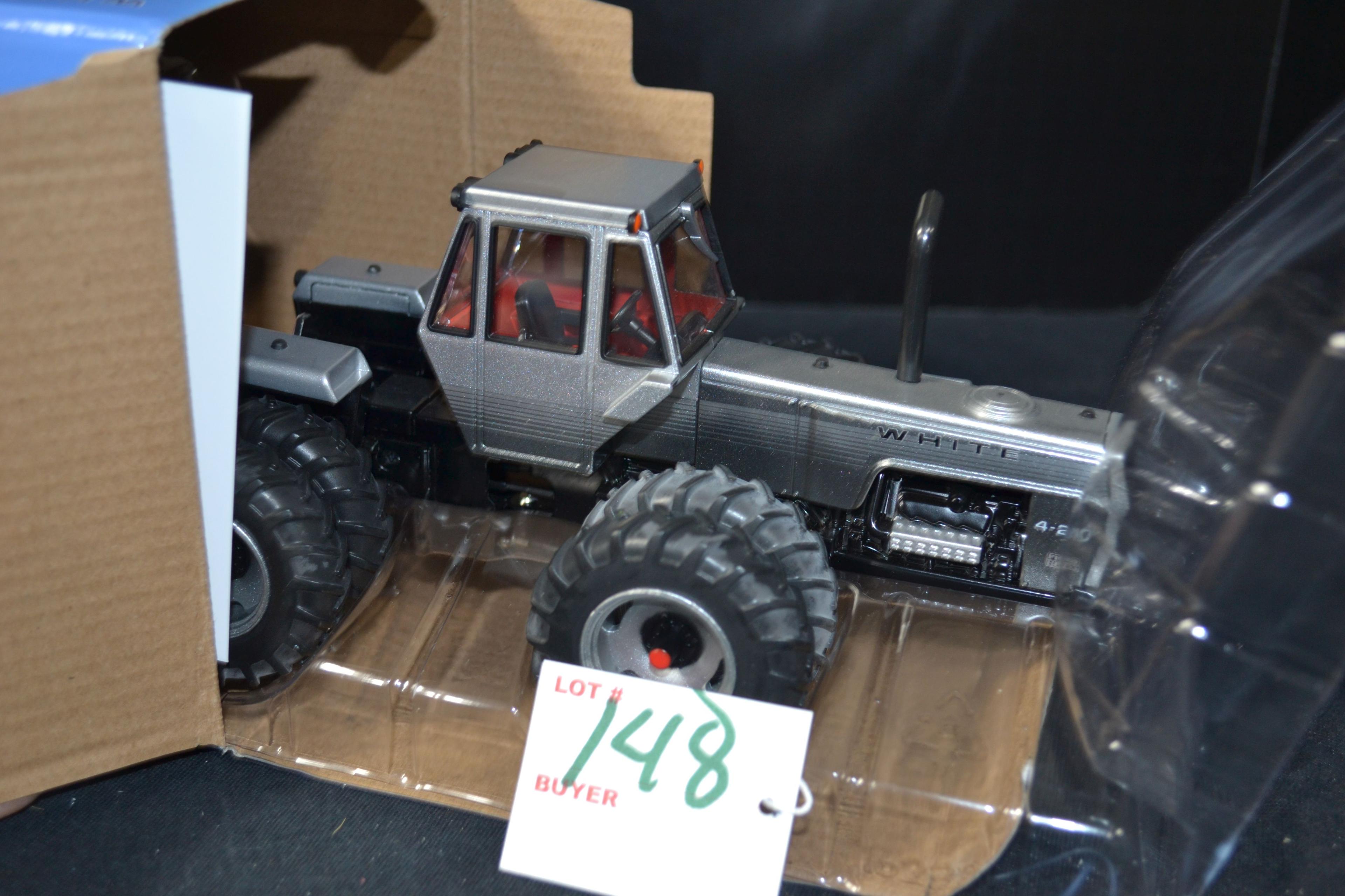 Ertl 2013 National Farm Toy Show Agco White 4-21 Field Boss 4WD Evolution Series I; 1/32 Scale; NIB