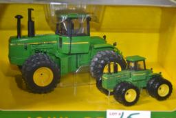 Ertl 2008 Plow City Farm Toy Show John Deere 8640 Tractor Set including 1/32 and 1/64 Scale