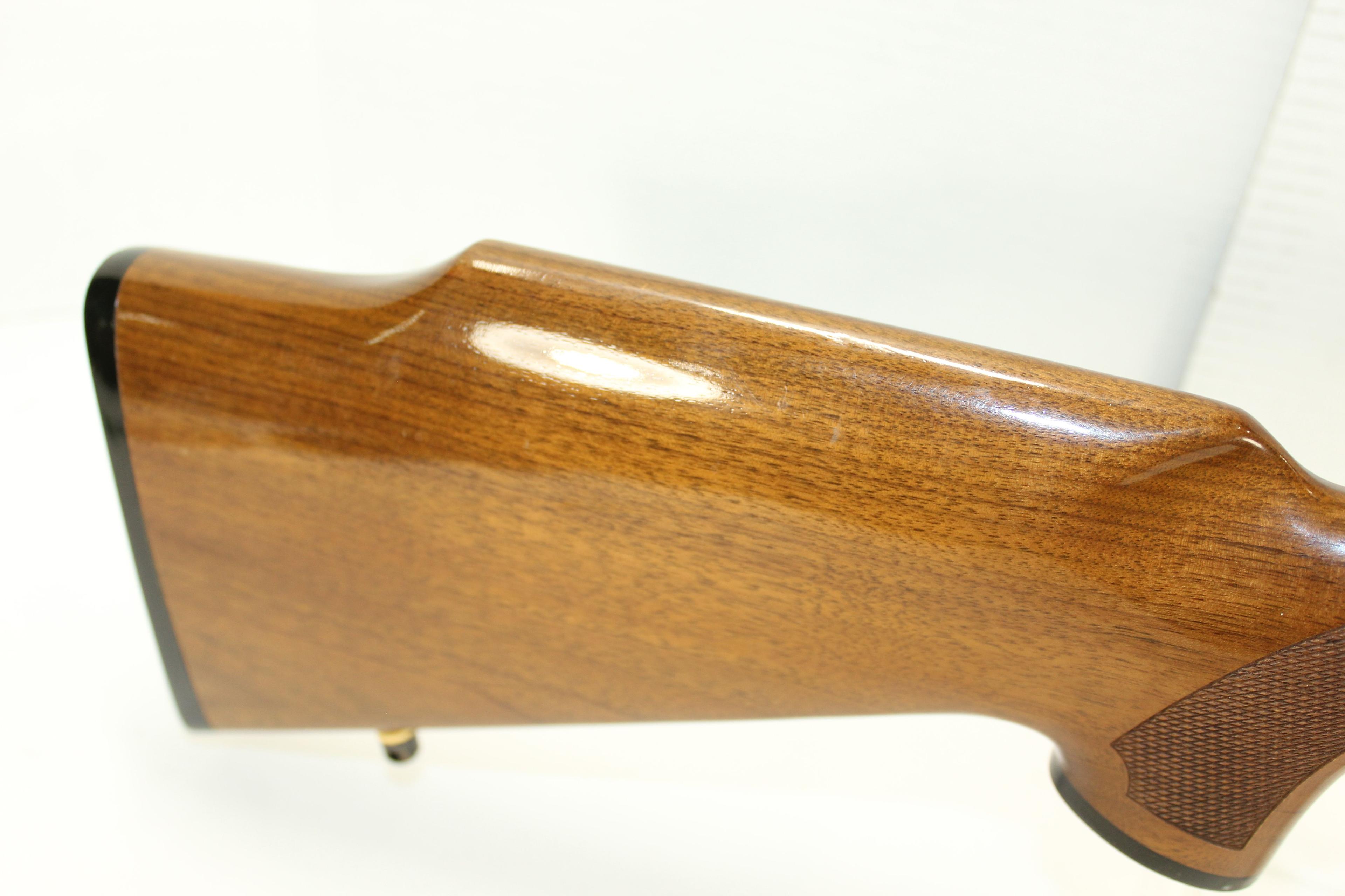 Remington Model 7400 .30-06 Cal. Semi-Auto Magazine-Fed Rifle w/Checkered Walnut Stock, Sights, and