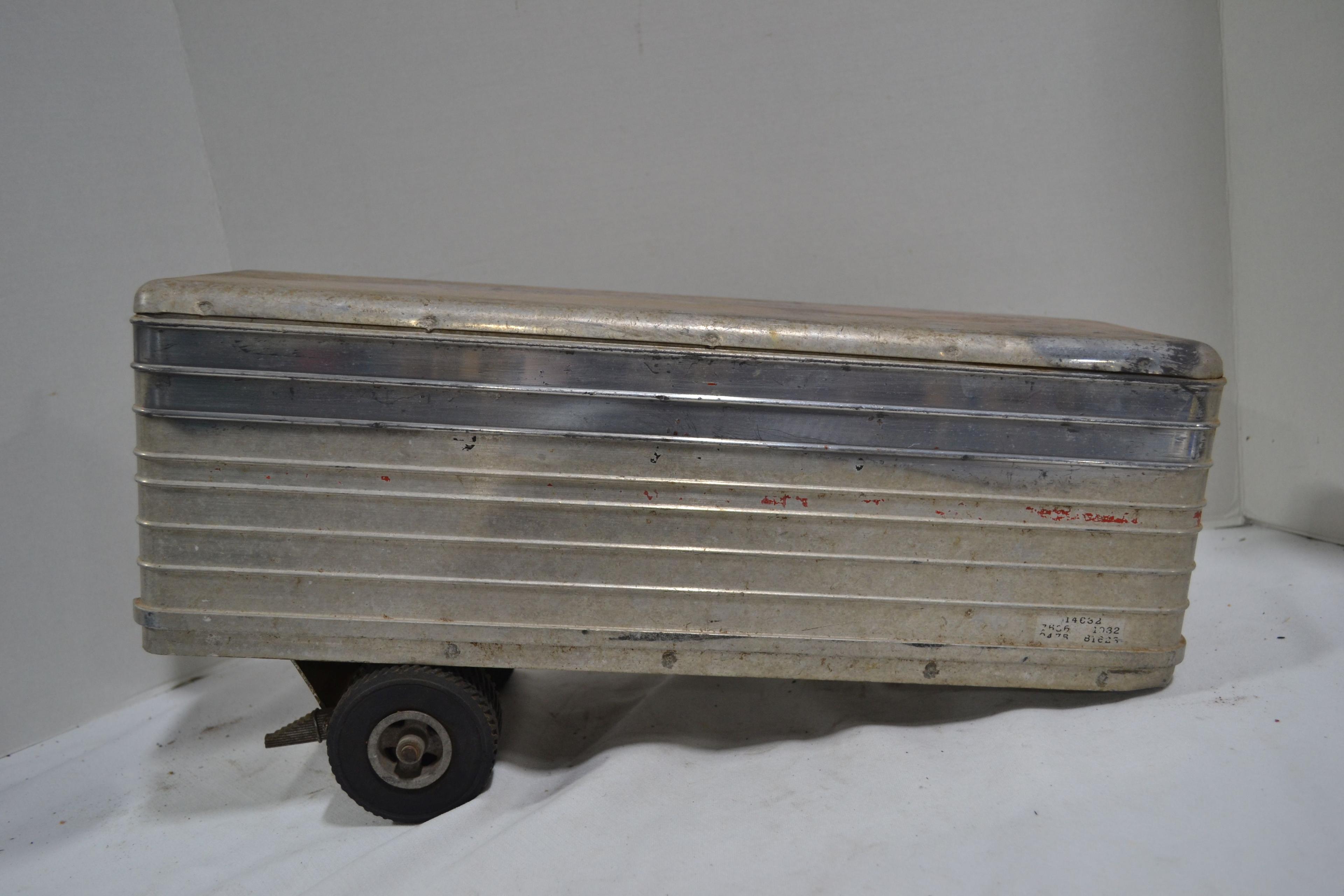 Vintage Unmarked Enclosed Trailer