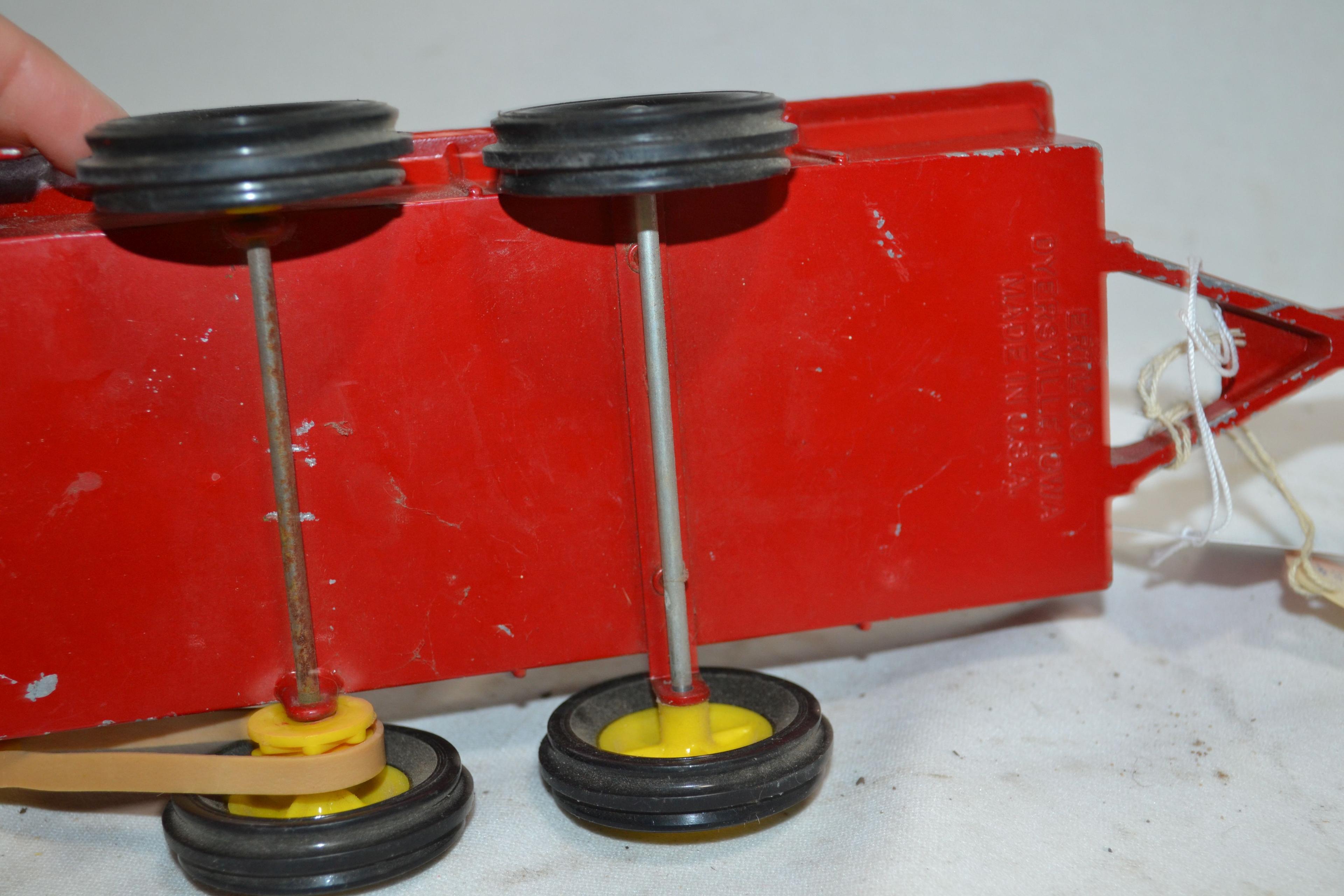 Vintage Ertl New Holland Sperry Rand Manure Spreader
