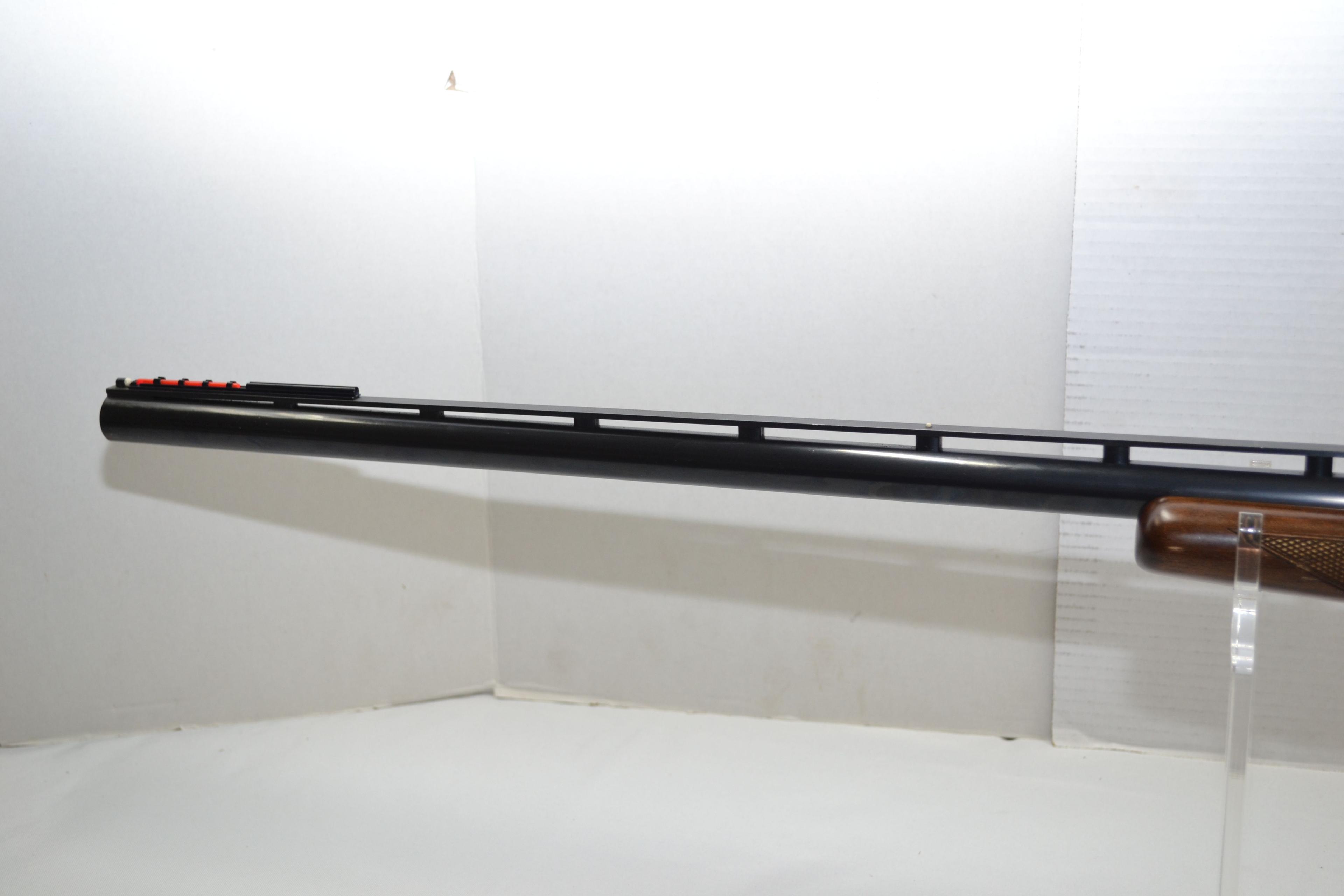 Browning BT-99 Trap 12 Ga. 2-3/4" Cham. Single BBL Break Open Shotgun w/32" Vent Rib BBL with Screw-
