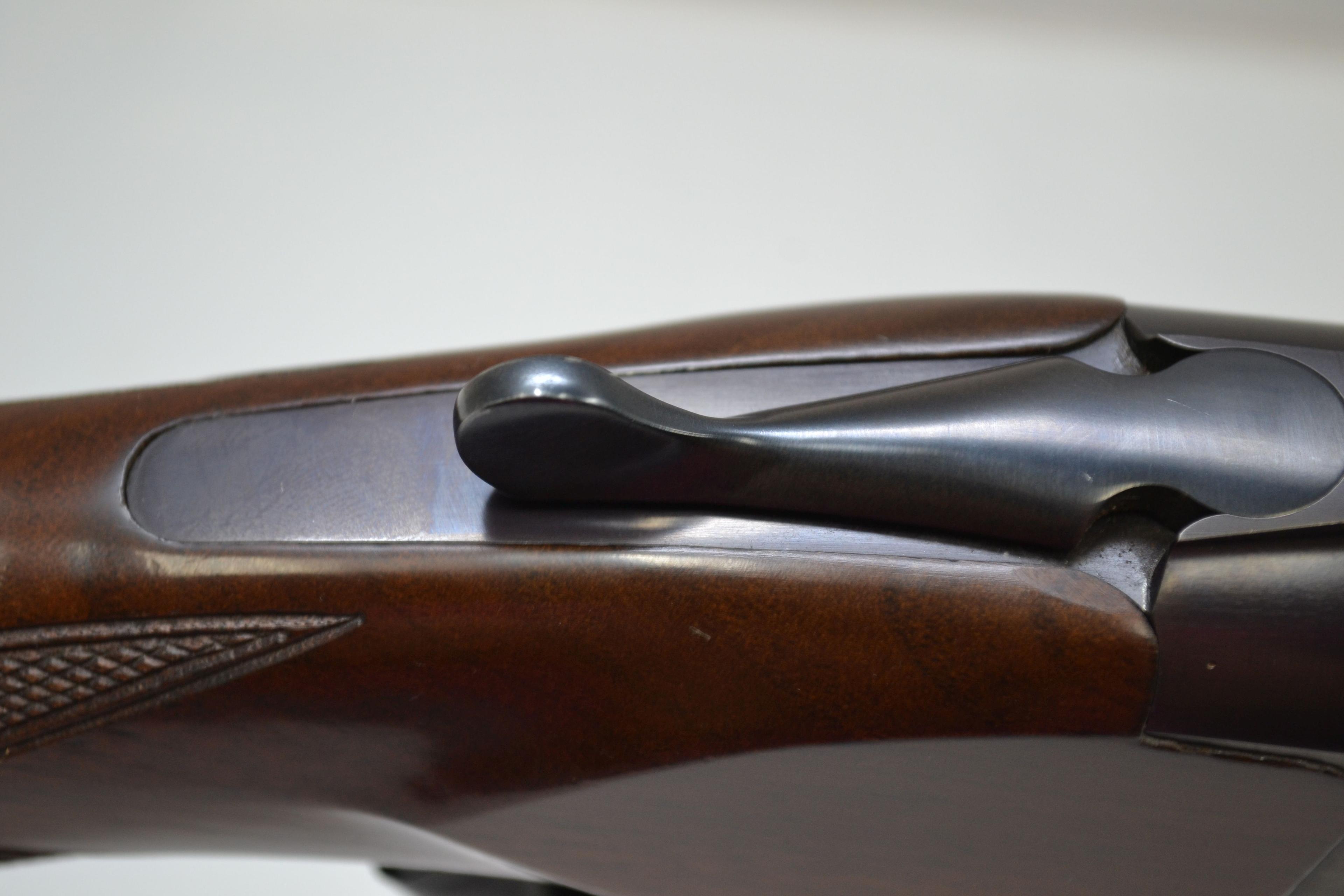 Browning BT-99 Trap 12 Ga. 2-3/4" Cham. Single BBL Break Open Shotgun w/32" Vent Rib BBL with Screw-