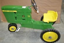 Ertl John Deere 4010 4-Hole Narrow Front Pedal Tractor