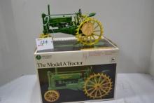 Ertl Precision Classics No. 1 John Deere Model A 1/16 Scale Tractor w/Box and Medal