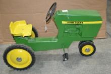 Ertl 1973 John Deere Model 520 Pedal Tractor