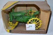Ertl John Deere 1937 Model C 1/16 Scale Tractor w/Box